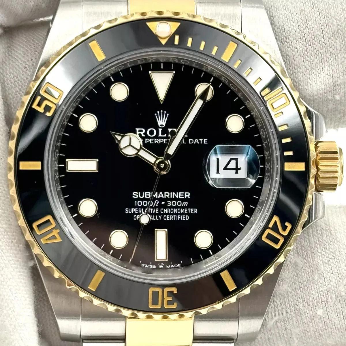 Rolex Submariner 126613LN-0002 41mm Yellow gold and Oystersteel Black