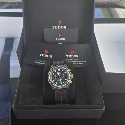 Tudor Pelagos M25807KN-0001 43mm Carbon fiber Blue 12