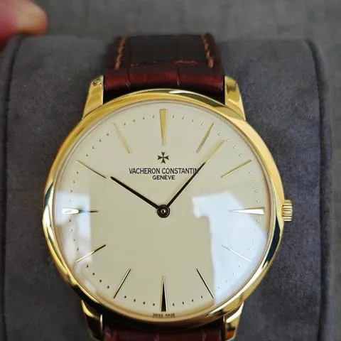 Vacheron Constantin Patrimony 81180/000J-9118 40mm Yellow gold Silver