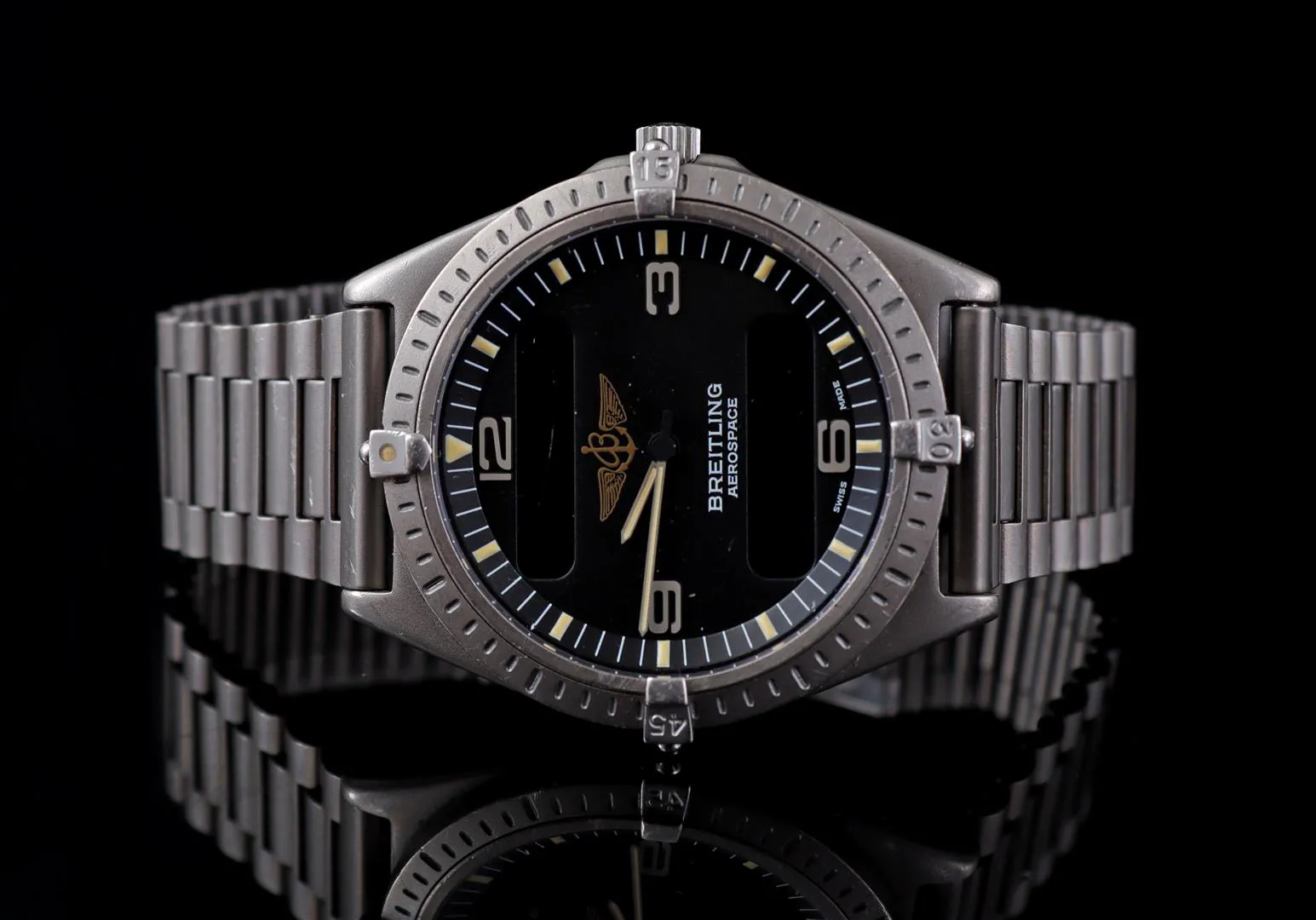 Breitling Aerospace E56059 41mm Titanium