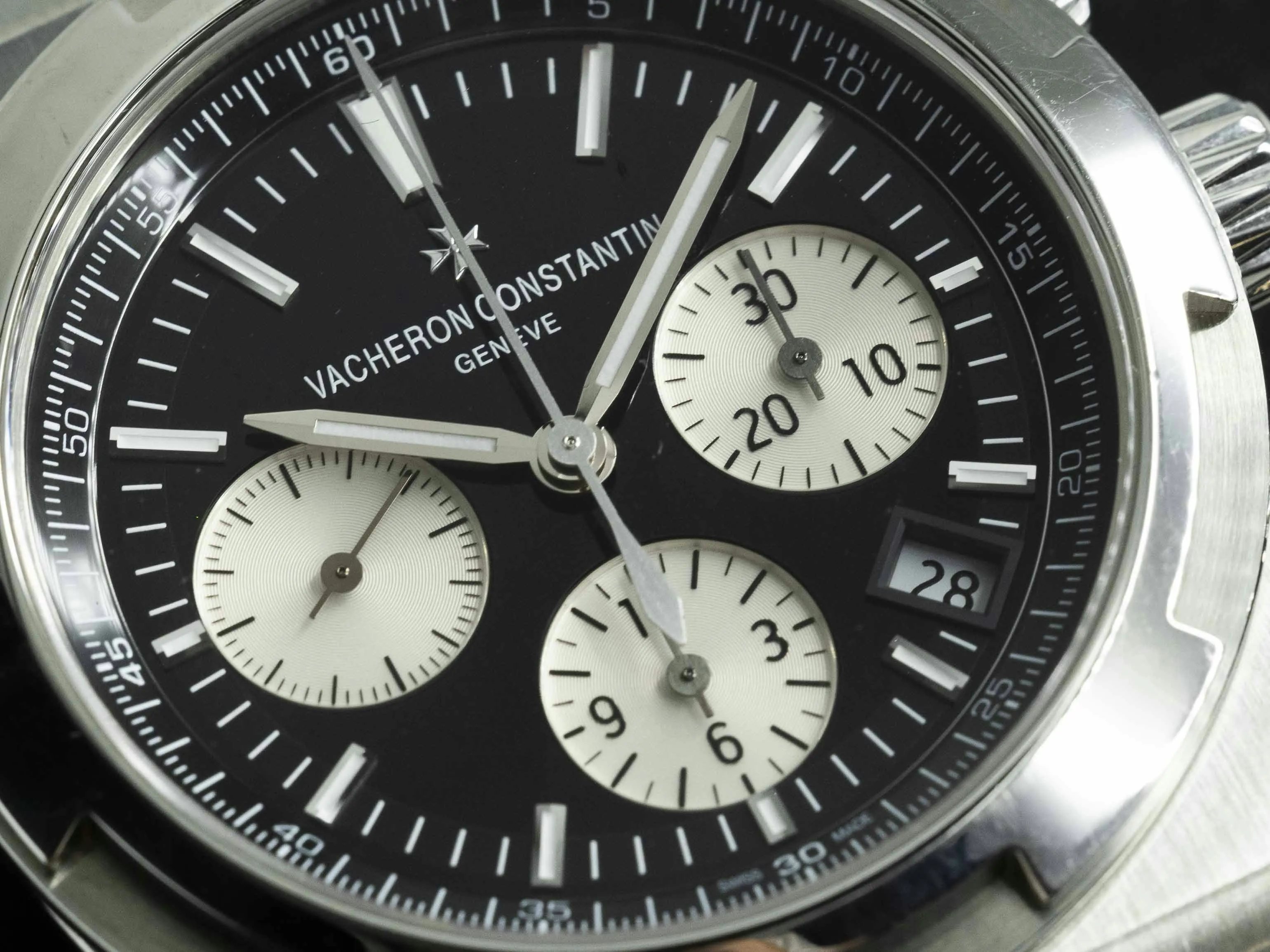 Vacheron Constantin Overseas Chronograph 5500V/110A-B481 42.5mm Stainless steel Black 4