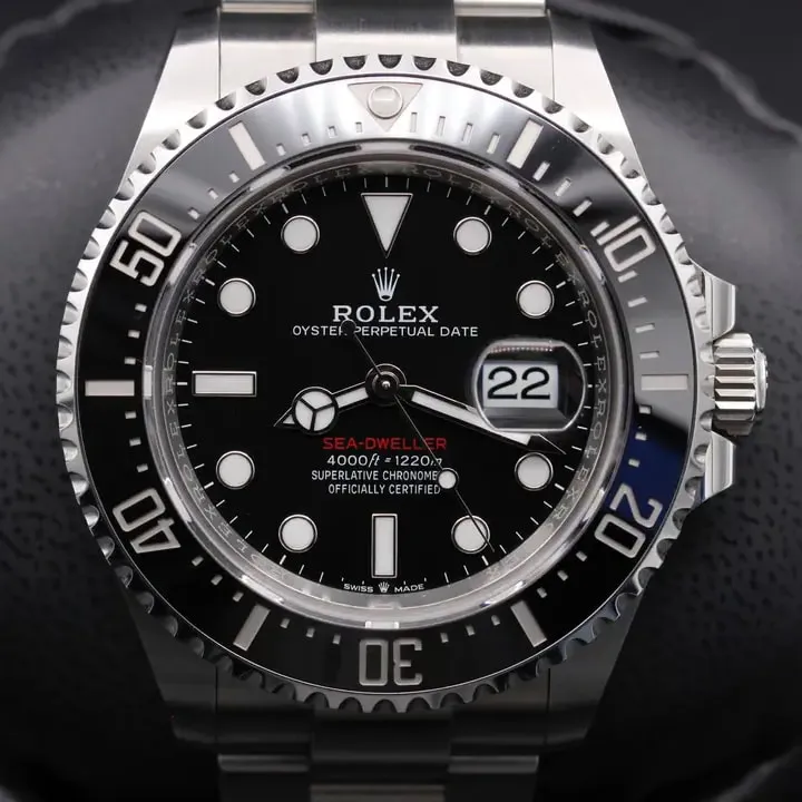 Rolex Sea-Dweller 126600-0001 43mm Stainless steel Black