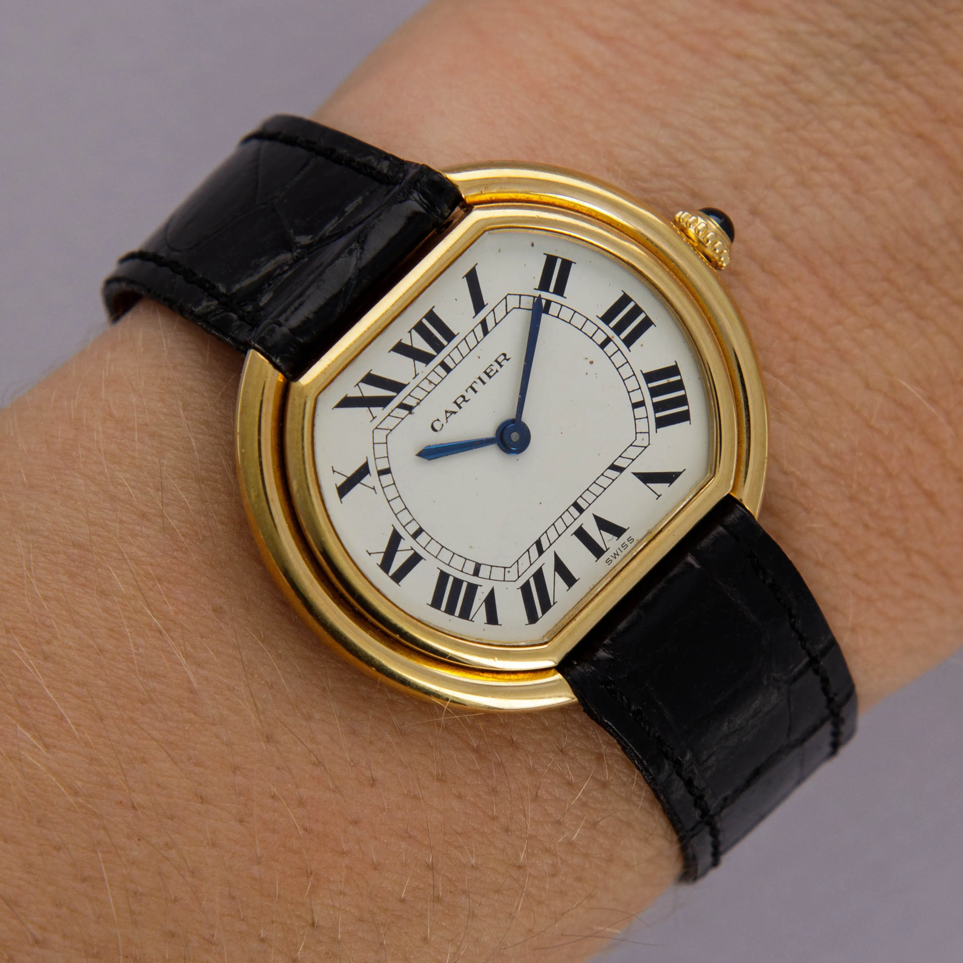 Cartier Gondole 78091 29mm 18k yellow gold Silver 14