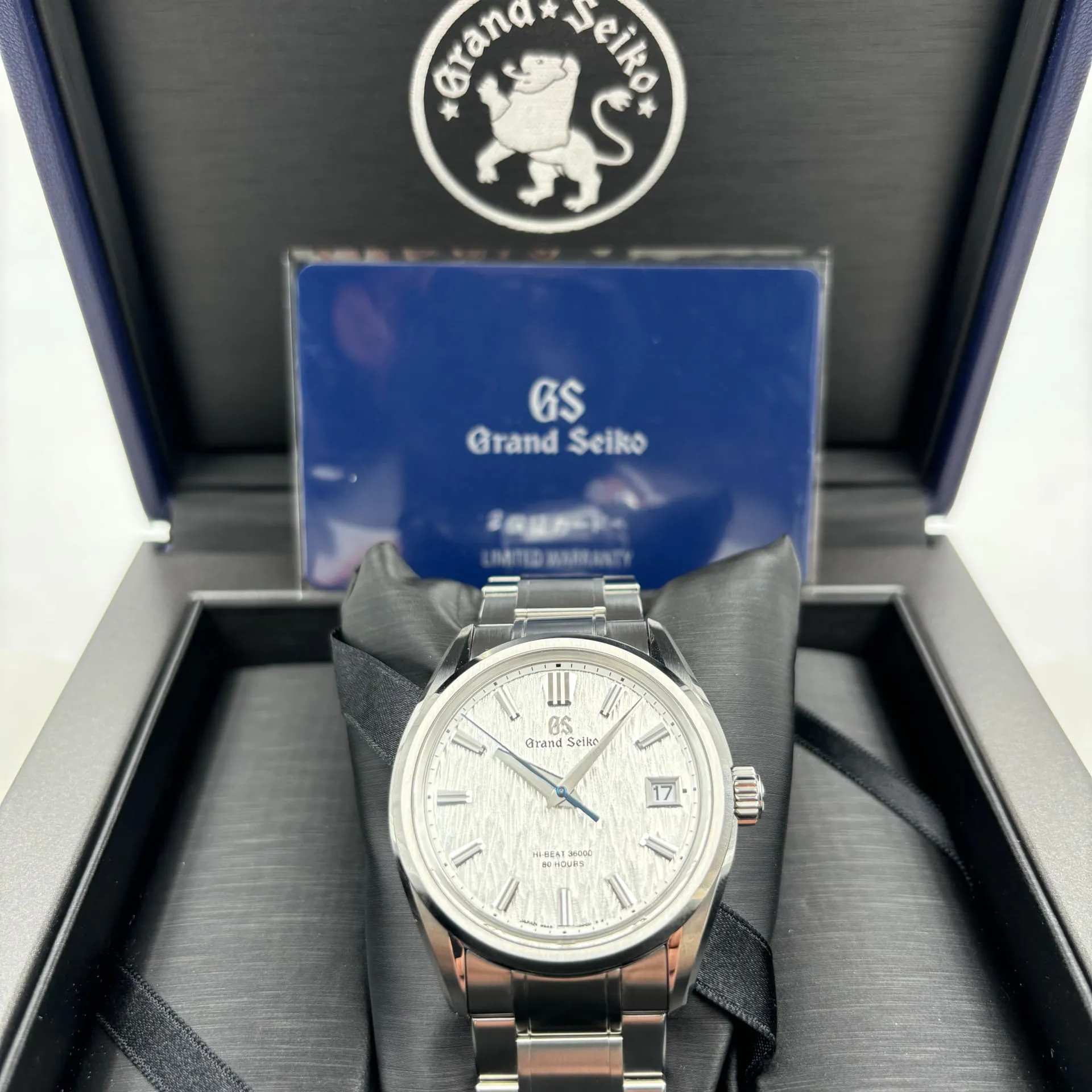 Grand Seiko Evolution 9 SLGH005 40mm Stainless steel White 1