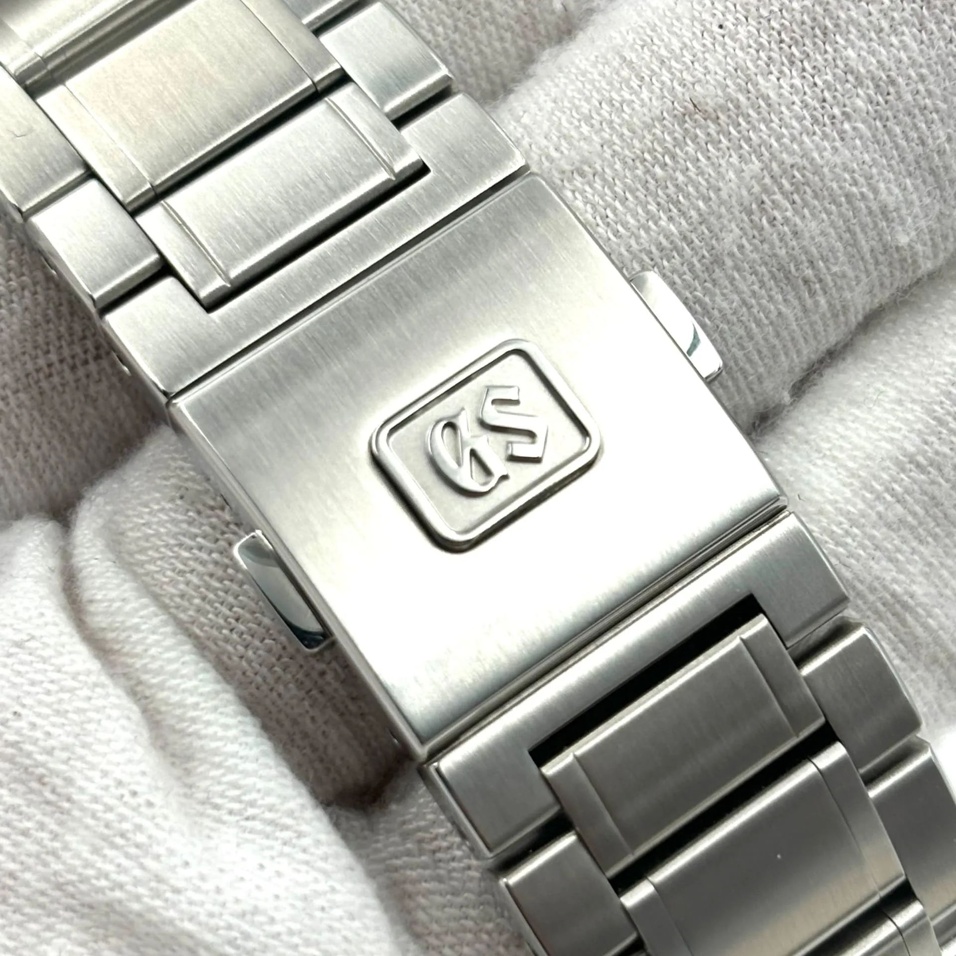 Grand Seiko Evolution 9 SLGH005 40mm Stainless steel White 7