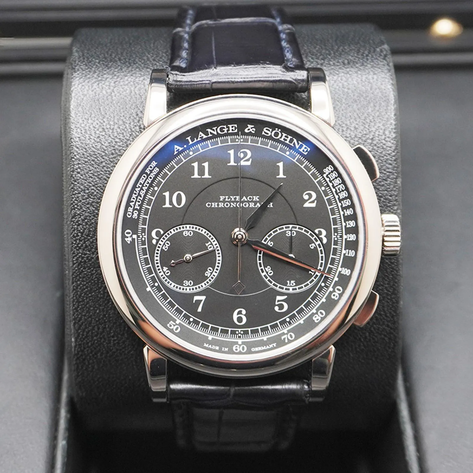 A. Lange & Söhne 1815 414.028 39.5mm White gold Black