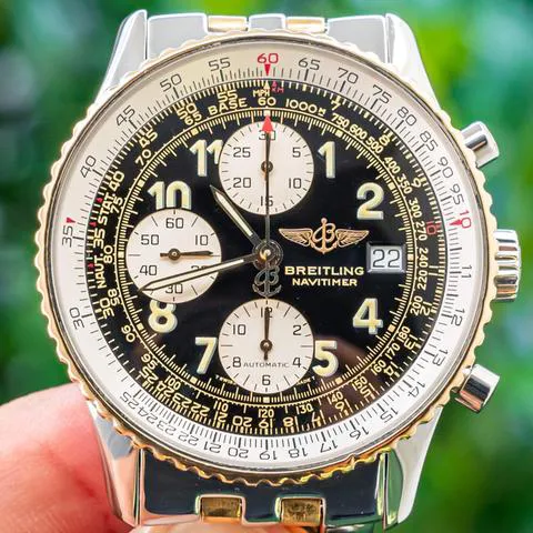 Breitling Navitimer D13022 41.5mm Yellow gold and Stainless steel Black