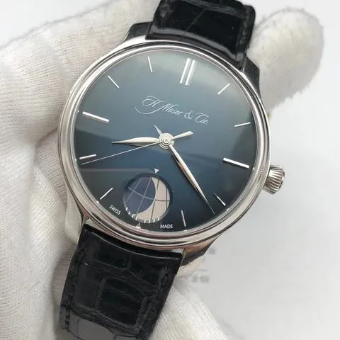 H. Moser & Cie. Endeavour 348.901-015 41mm Platinum Blue