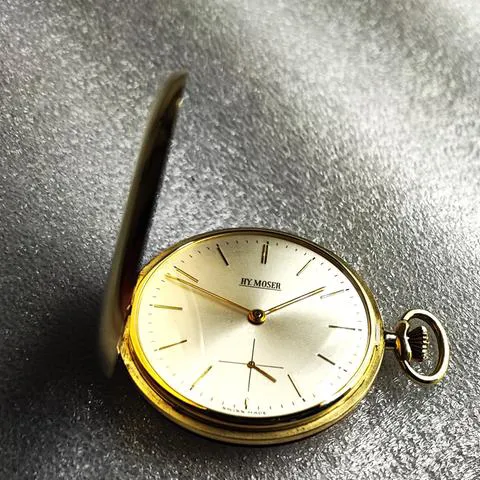 H. Moser & Cie. 2275048 48.5mm Yellow gold Gold