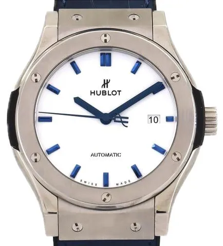 Hublot Classic Fusion 542.NX.2210.LR.JPN17 42mm Titanium White