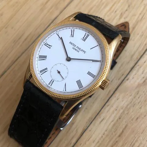 Patek Philippe Calatrava 3796 30.5mm Yellow gold White 2