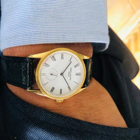 Patek Philippe Calatrava 3796 30.5mm Yellow gold White 7