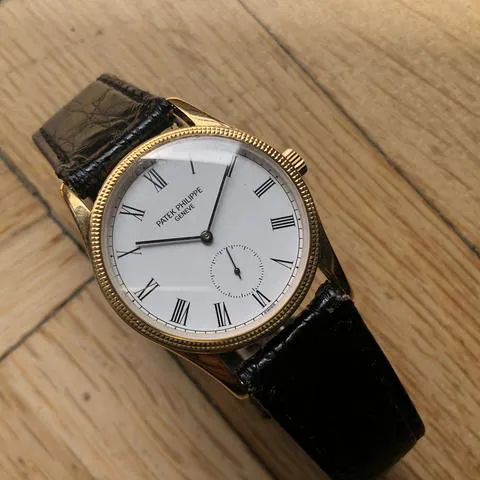 Patek Philippe Calatrava 3796 30.5mm Yellow gold White 9