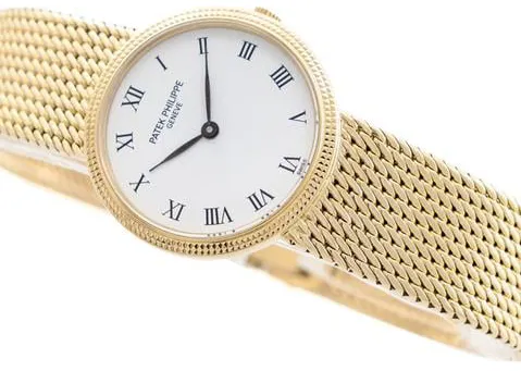 Patek Philippe Calatrava 4819 25mm Yellow gold White 3