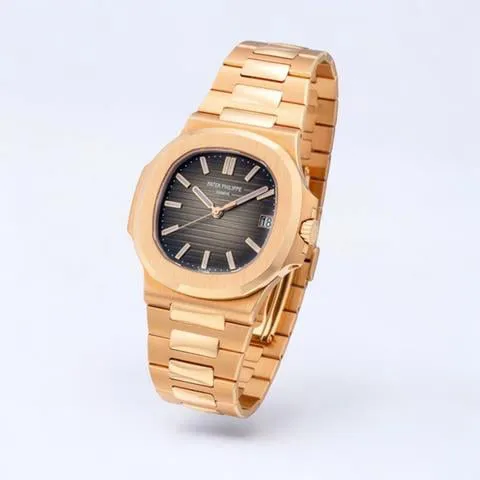 Patek Philippe Nautilus 5711/1R-001 40mm Rose gold Brown 1