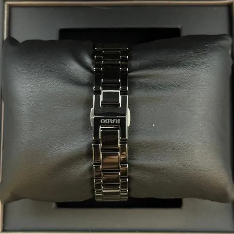 Rado True Thinline R27742732 30mm Ceramic Black 4