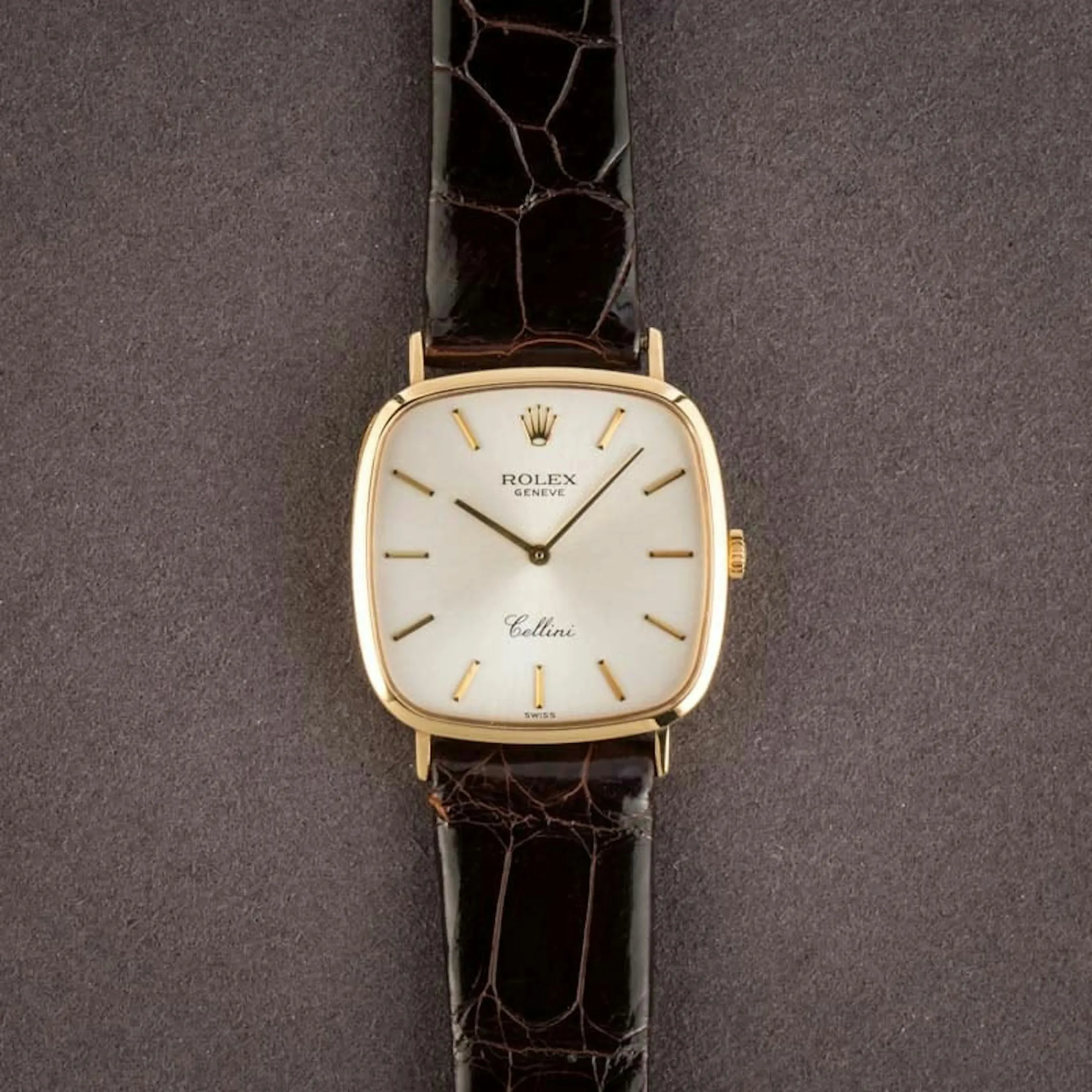 Rolex Cellini 4114 31mm Yellow gold