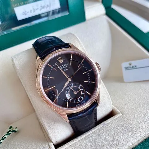 Rolex Cellini 50525 39mm Rose gold Black