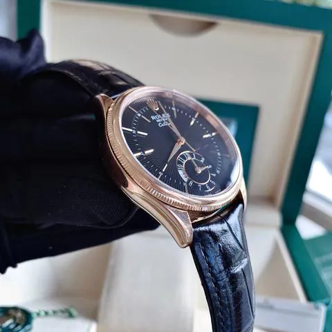 Rolex Cellini 50525 39mm Rose gold Black 3