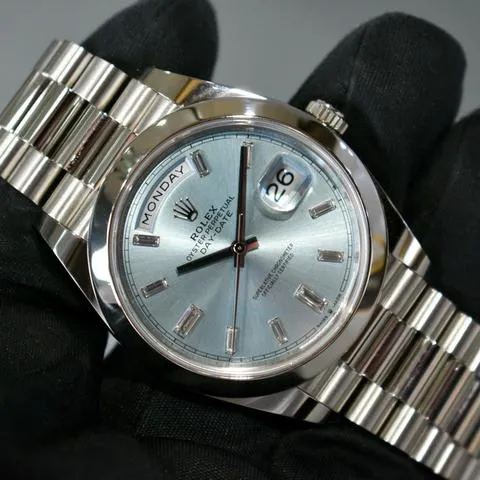 Rolex Day-Date 40 228206 40mm Platinum Blue 5