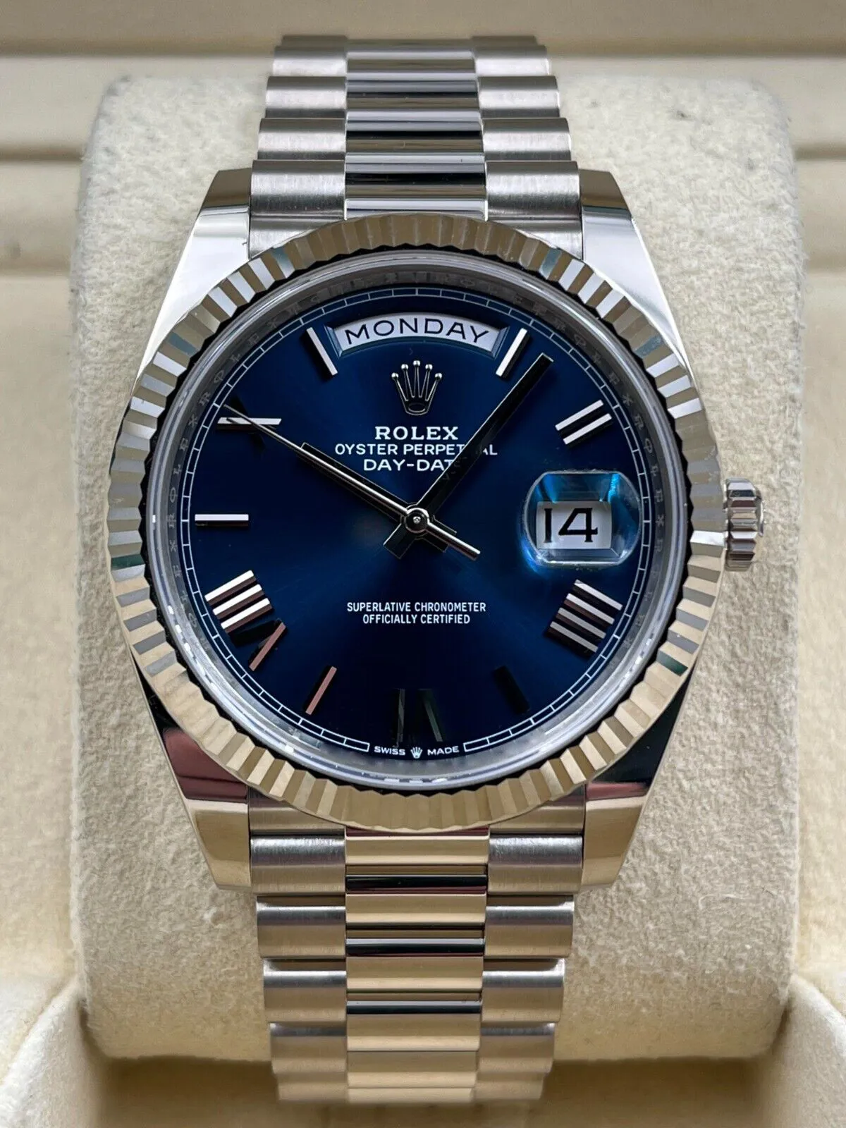 Rolex Day-Date 40 228239 40mm White gold Blue