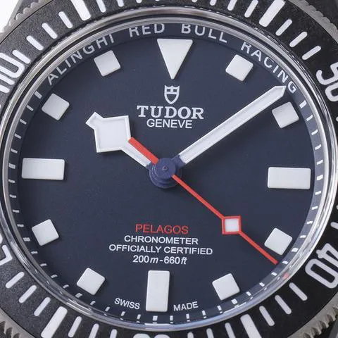 Tudor Pelagos 25707KN 42mm black carbon Blue 5