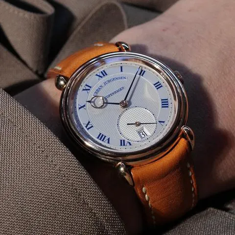 Urban Jürgensen 8 37mm Rose gold Silver 11