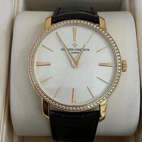 Vacheron Constantin Traditionnelle 82573/000R-9815 38mm Rose gold Silver