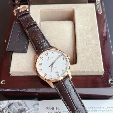 Zenith Captain Central Second 18.2021.670/38.C498 40mm Rose gold White