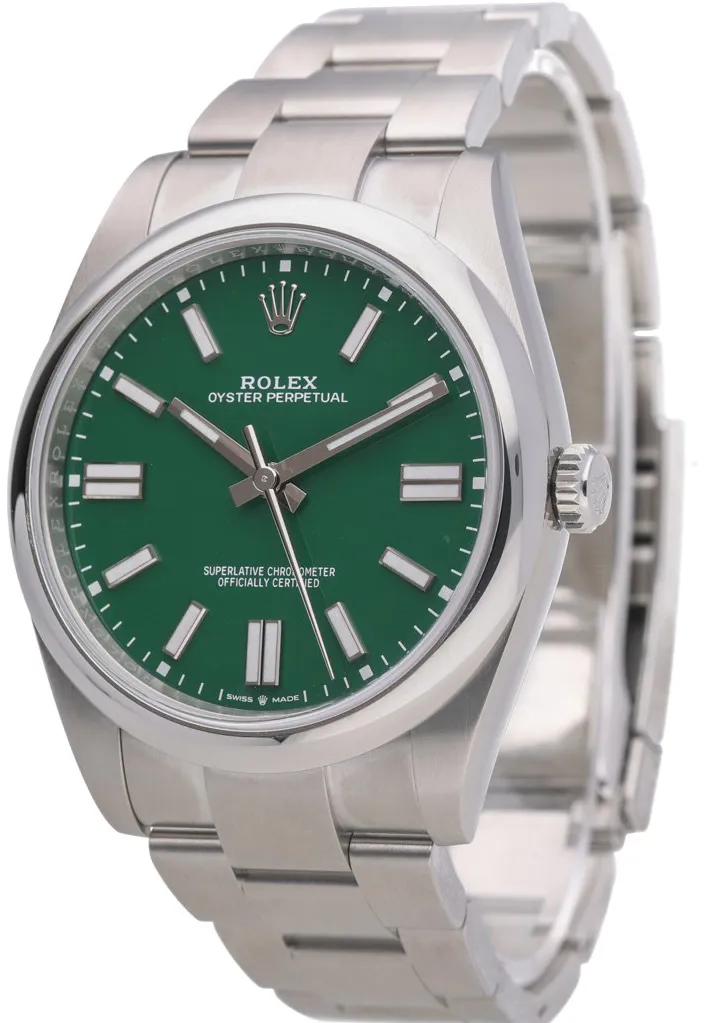 Rolex Oyster Perpetual 41 124300 41mm Oystersteel Green 2