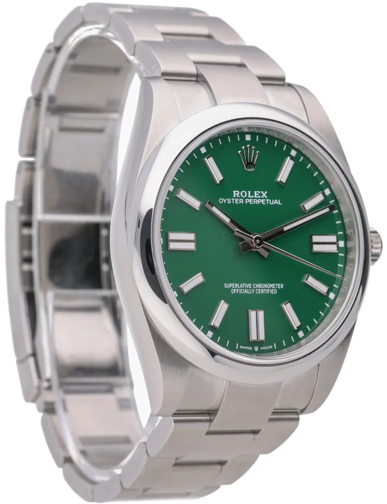 Rolex Oyster Perpetual 41 124300 41mm Oystersteel Green 4