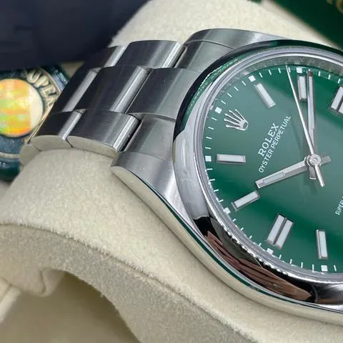 Rolex Oyster Perpetual 41 124300 41mm Stainless steel Green 7