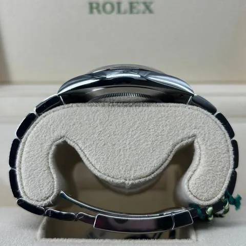 Rolex Oyster Perpetual 41 124300 41mm Stainless steel Green 4