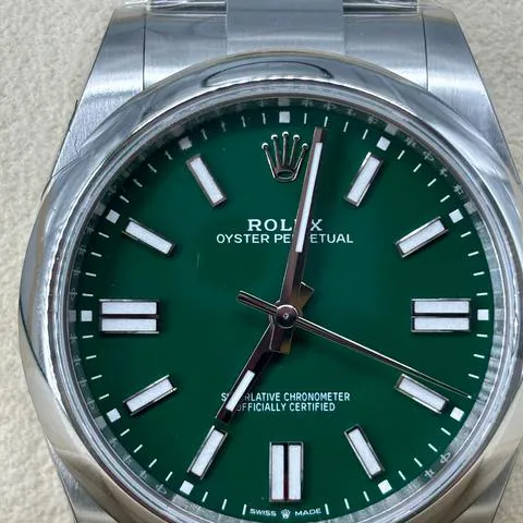 Rolex Oyster Perpetual 41 124300 41mm Stainless steel Green