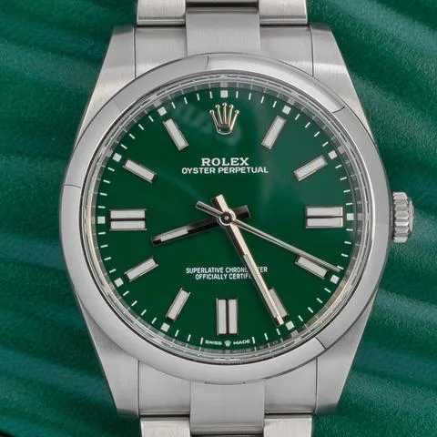 Rolex Oyster Perpetual 41 124300 41mm Stainless steel Green