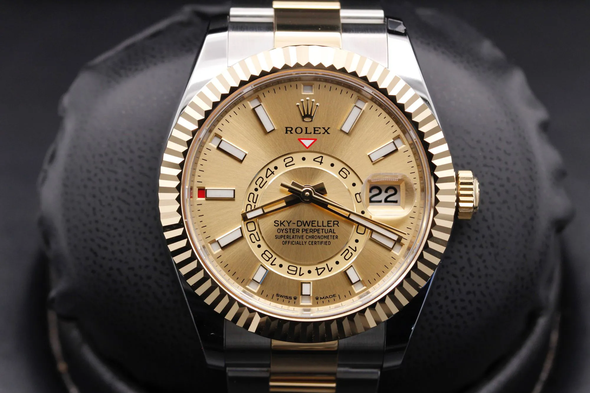 Rolex Sky-Dweller 336933 42mm Two Tone Champagne