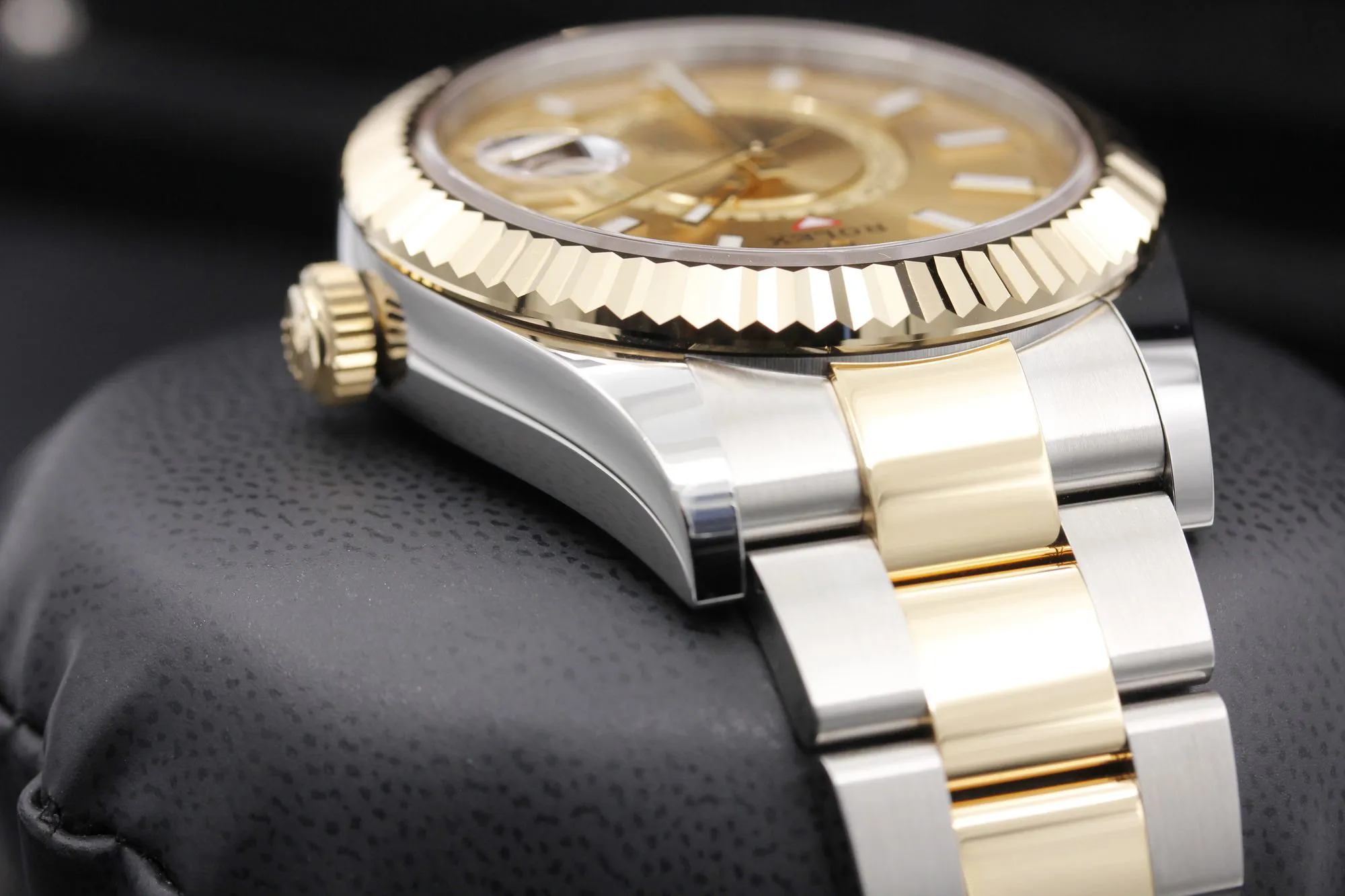 Rolex Sky-Dweller 336933 42mm Two Tone Champagne 3