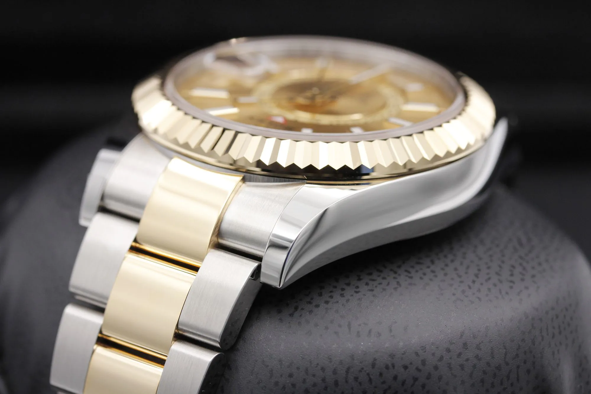 Rolex Sky-Dweller 336933 42mm Two Tone Champagne 4