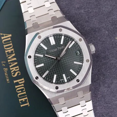 Audemars Piguet Royal Oak 15510ST.OO.1320ST.09 41mm Stainless steel Green