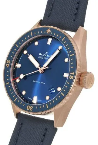 Blancpain Fifty Fathoms 5000-36S40-O52A 43mm Rose gold Blue 1