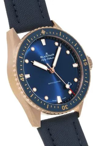 Blancpain Fifty Fathoms 5000-36S40-O52A 43mm Rose gold Blue 2