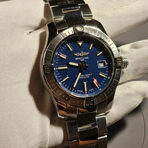 Breitling Avenger A17318101C1A1 43mm Blue