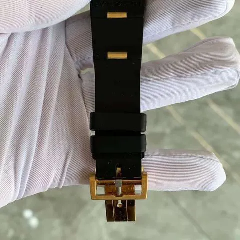 Bulgari Diagono AC38GVD 38mm Yellow gold Black 2