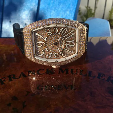 Franck Muller Vanguard V 35 QZ D CD 35mm Rose gold White 5