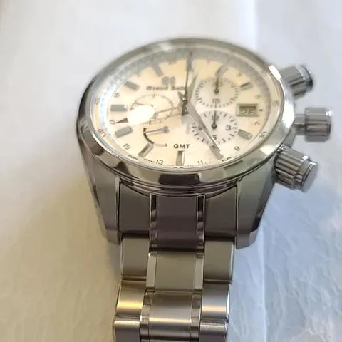 Grand Seiko Sport Collection SBGC247 43.5mm Titanium White 3