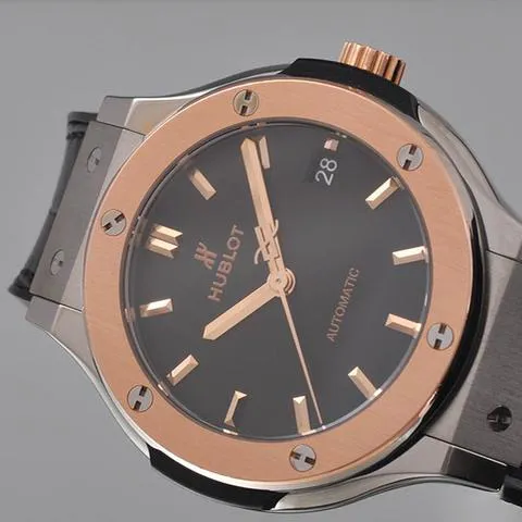 Hublot Classic Fusion 45, 42, 38, 33  565.NO.1181.LR 38mm Yellow gold and Stainless steel Black 6