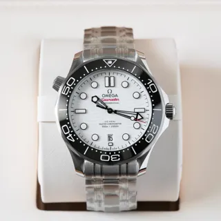 Omega Seamaster Diver 300M 210.30.42.20.04.001 Stainless steel White