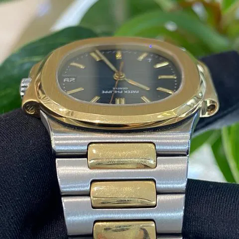 Patek Philippe Nautilus 3800/1 37mm Yellow gold and Stainless steel Blue 5