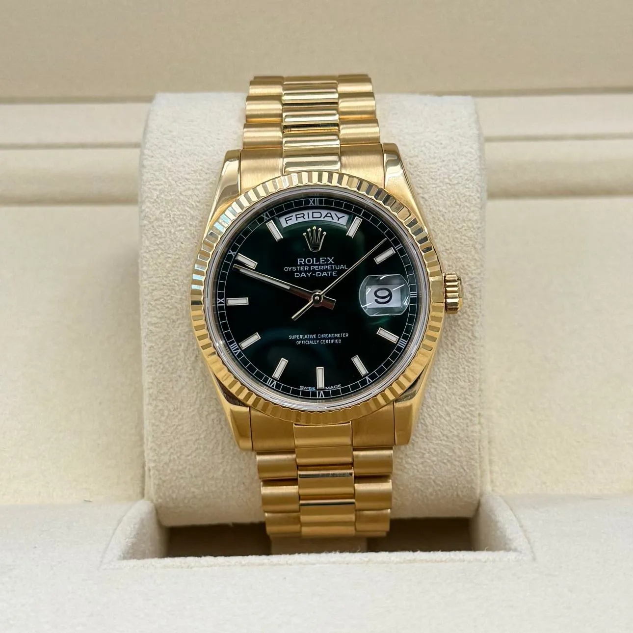 Rolex Day-Date 36 118238-0419 36mm Yellow gold Green