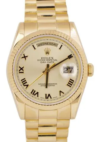 Rolex Day-Date 36 118238 36mm Yellow gold Champagne